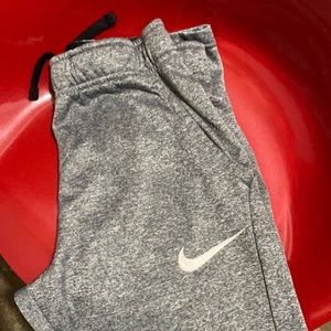 Nike pants size youth large